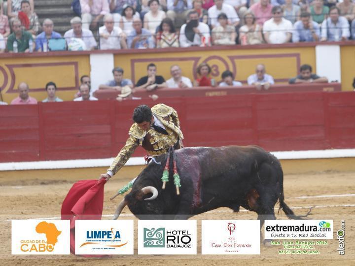Morante de la Puebla -Toros Badajoz 2012 1b3c9_9de0