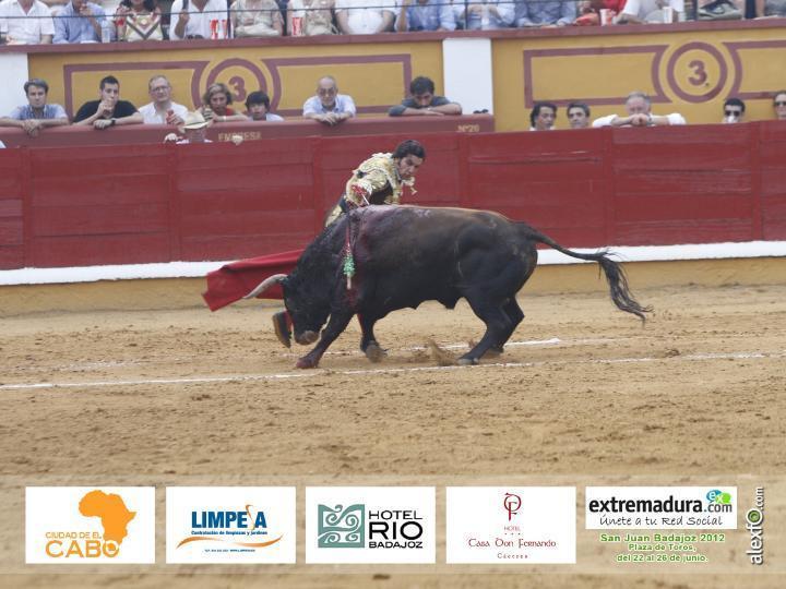 Morante de la Puebla -Toros Badajoz 2012 1b3d1_fcda