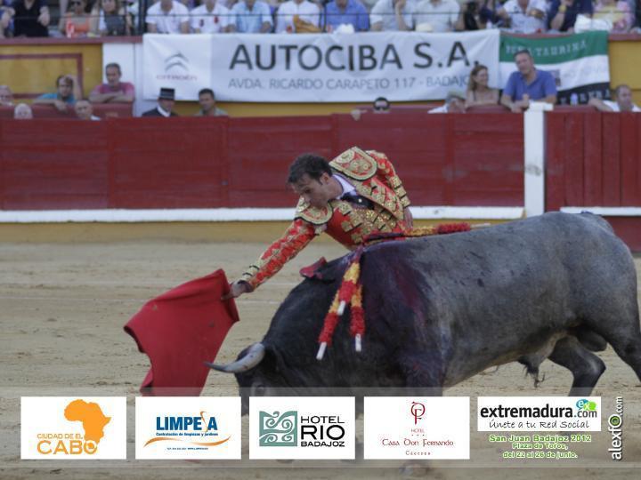 Antonio Ferrera - San Juan Badajoz 2012 1af84_b9be