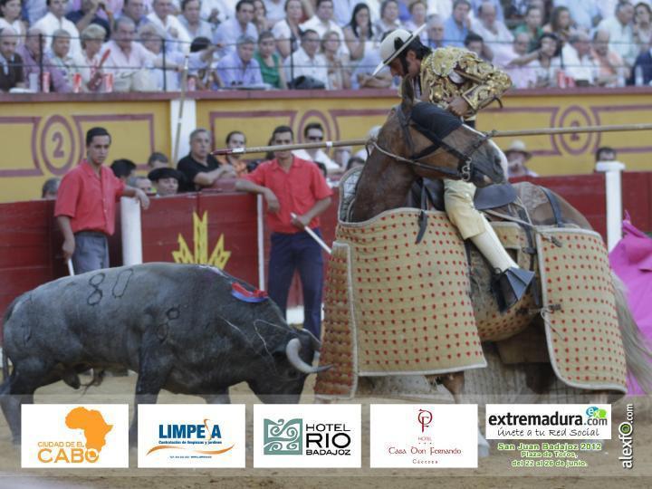 Antonio Ferrera - San Juan Badajoz 2012 1afac_ebe3