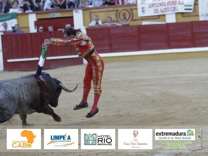 Antonio Ferrera - San Juan Badajoz 2012 1afae_4a7b