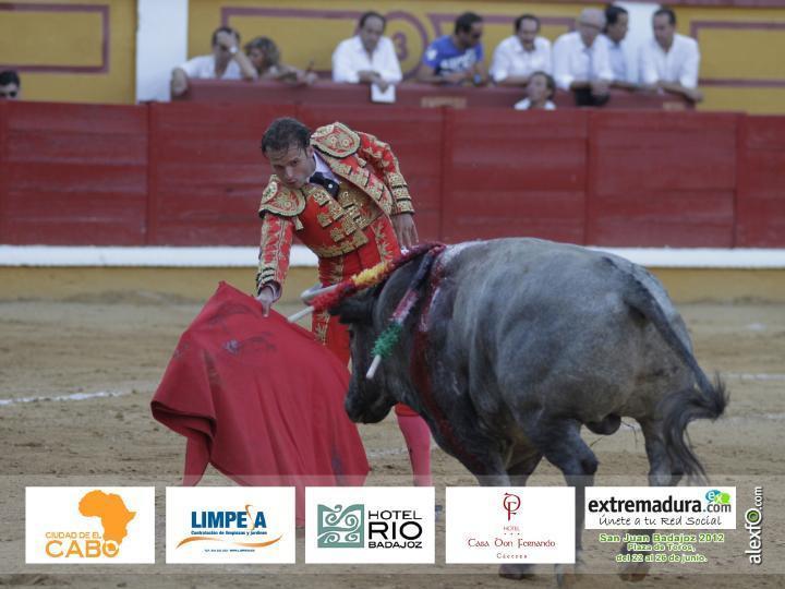 Antonio Ferrera - San Juan Badajoz 2012 1afb4_6d1e