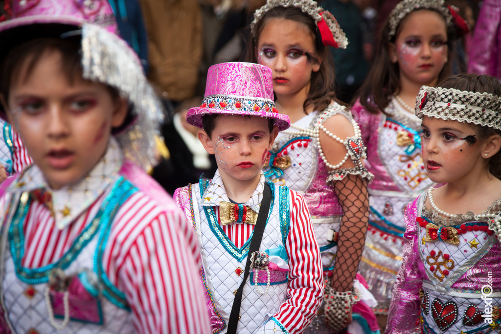 comparsa Los Colegas desfile de comparsas carnaval de Badajoz 3
