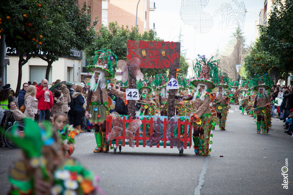comparsa El Canto de Tarakanova desfile de comparsas carnaval de Badajoz