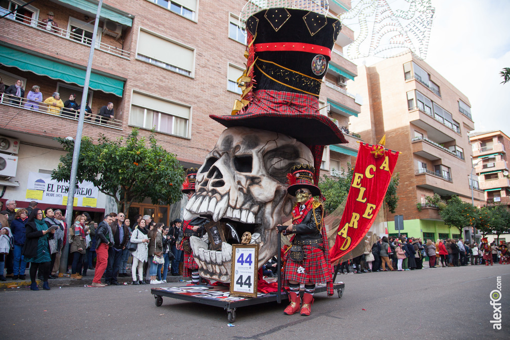 comparsa Los Infectos acelerados de Punky vamos y el culo enseñamos desfile de comparsas carnaval de Badajoz 4