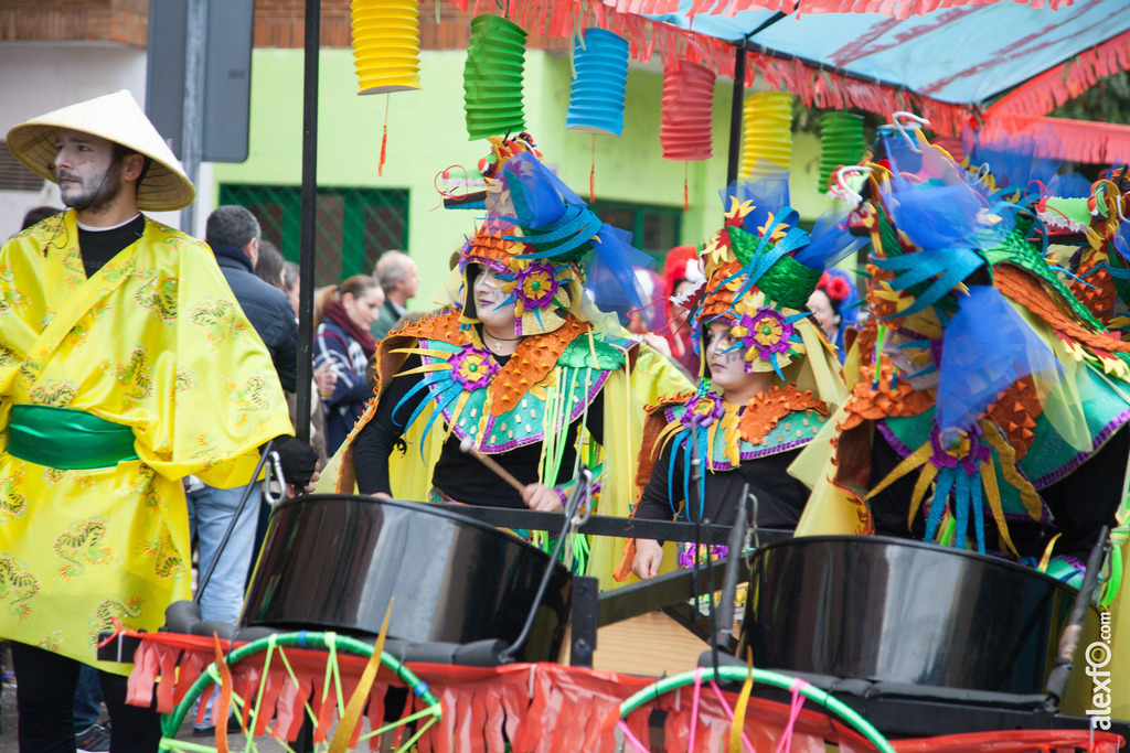 comparsa La Movida desfile de comparsas carnaval de Badajoz 12