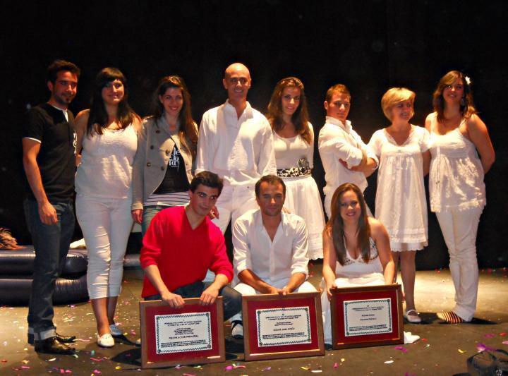 La vitrina 3 Premios en el Certamen Comarca de Alba de Tormes