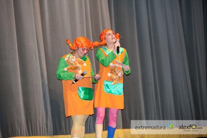 Presentadoras. Concurso de Murgas 2012 presentadoras del concurso de murgas del Carnaval de Badajoz 2012