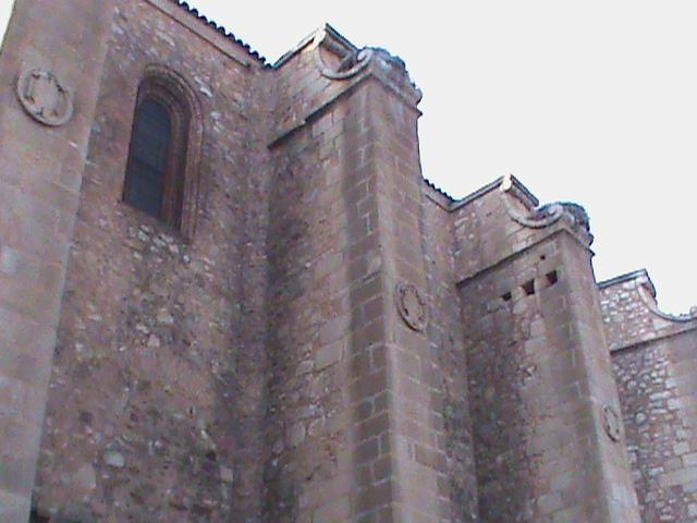 Iglesia de Santiago, Cáceres. 10ee6_19c8