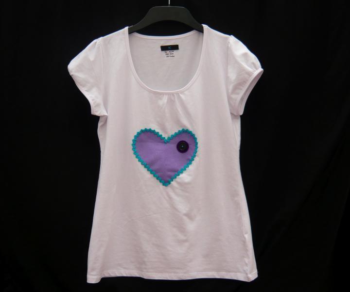 Camisetas Chicas Corazón lila con sandunga