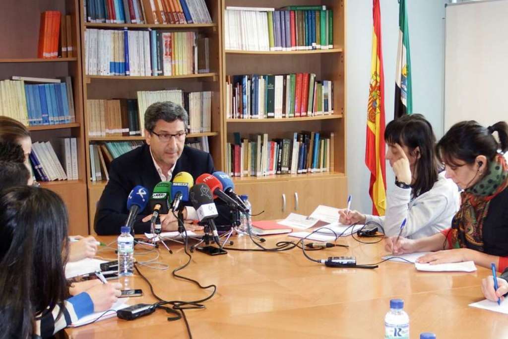 La Junta de Extremadura califica de ‘bueno, pero modesto’ el descenso del desempleo en Extremadura en 545 personas en febrero