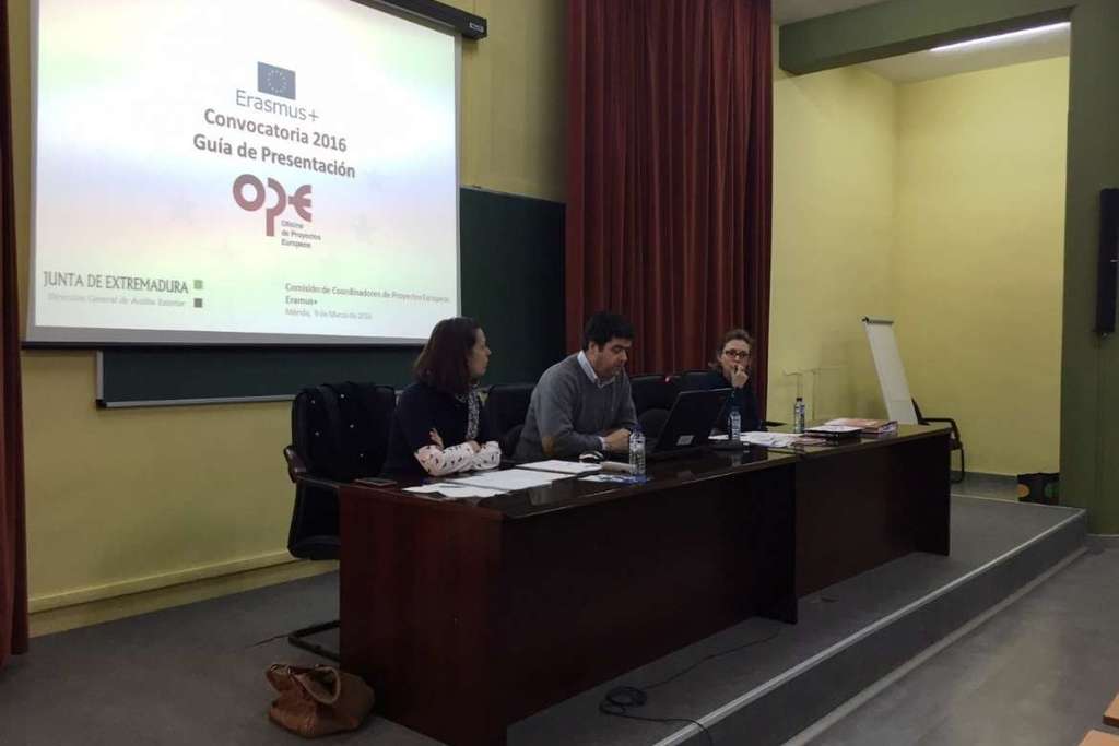 La Oficina Proyectos Europeos celebra en Mérida una Jornada sobre el programa Erasmus +