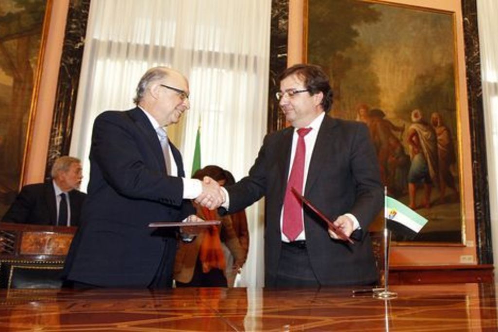 El Ministerio de Hacienda y Administración Pública concede a Extremadura la prórroga solicitada para la remisión del Plan de Ajuste