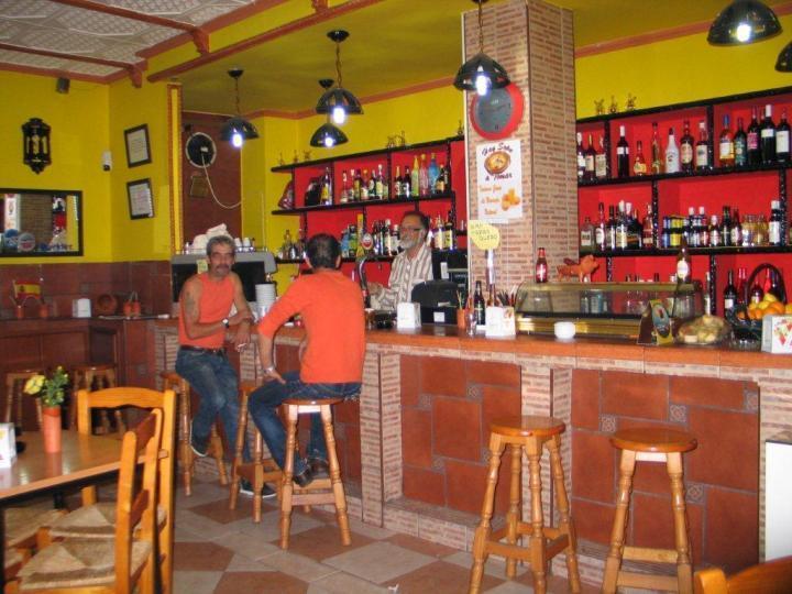 Bar "El Carlos" 468f_2fd1