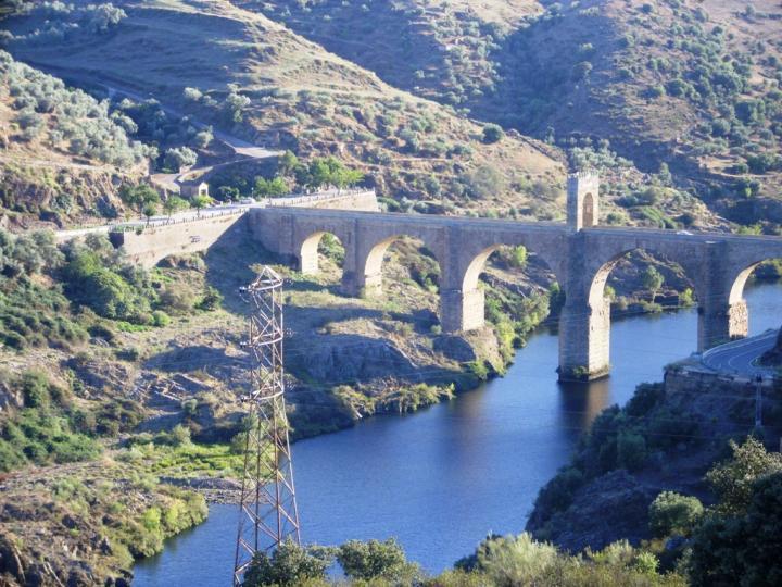 PUEBLOS EXTREMEÑOS Puente de Alcantara