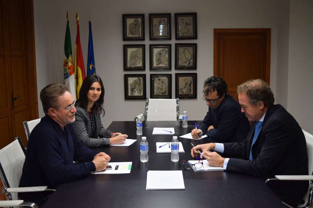 La Junta y el Ministerio de Cultura acuerdan dar prioridad a las obras del Museo de Cáceres y del Archivo Histórico Provincial de Badajoz