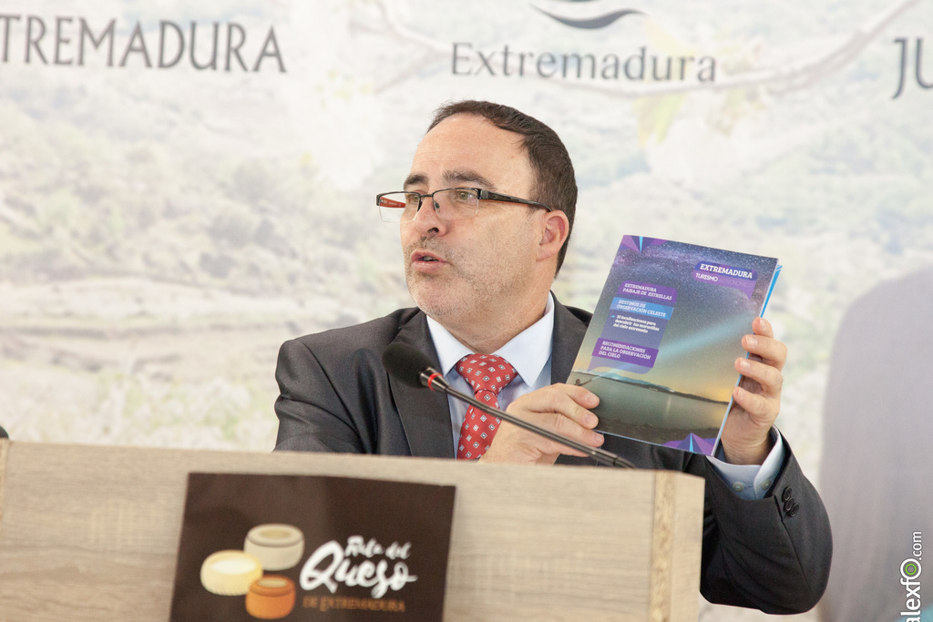 Extremadura muestra su potencial en turismo astronómico a medios nacionales