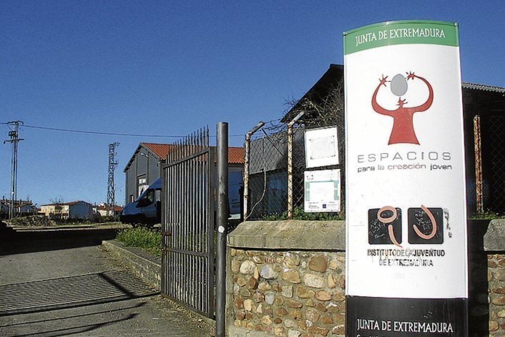 El verano se llena de actividades en los centros del Instituto de la Juventud de Extremadura