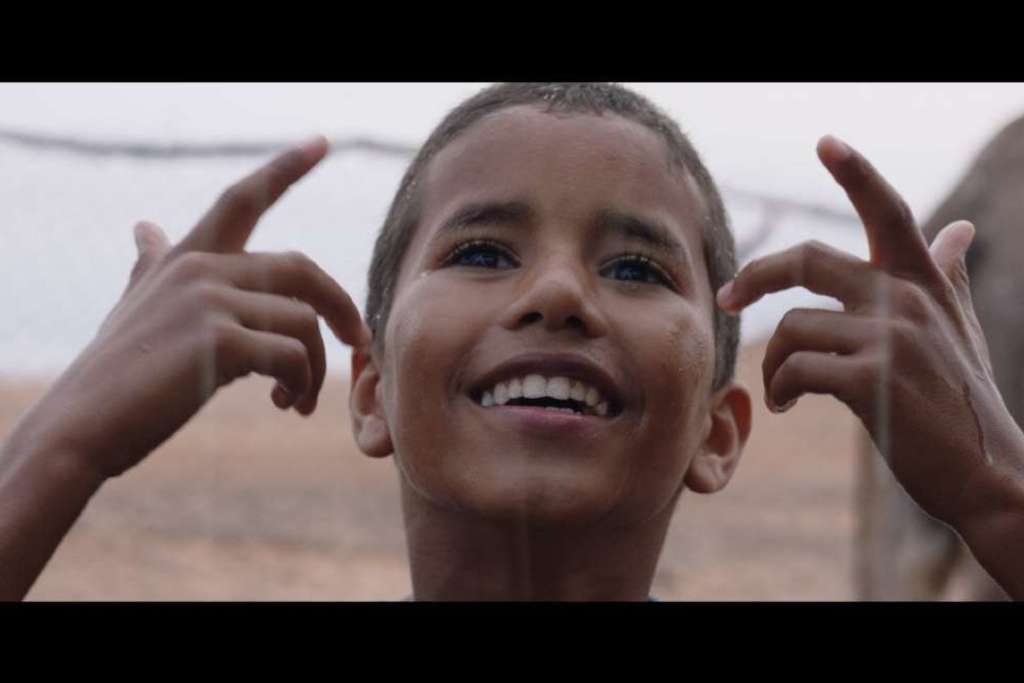 La Filmoteca de Extremadura proyecta Kafana y Palabras de Caramelo, documentales rodados en los campamentos saharauis