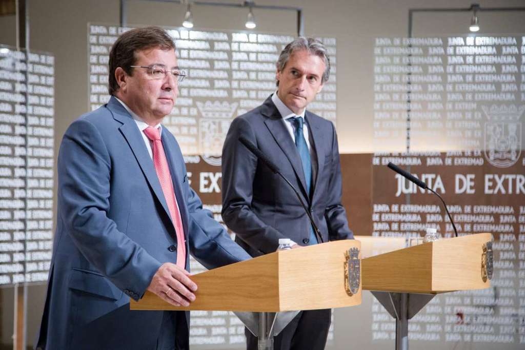 Vara agradece la visita del ministro de Fomento y mantiene las reivindicaciones para mejorar el tren en Extremadura
