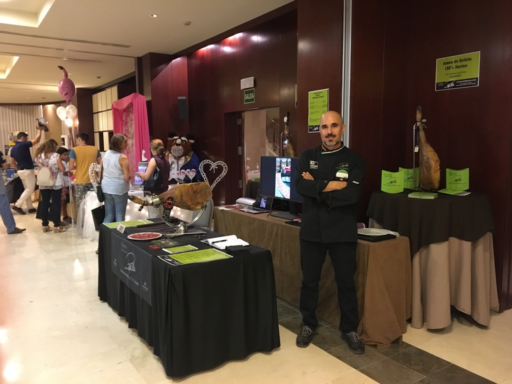 06-10-2017 Jornada de Puertas Abiertas Hotel Badajoz Center - Promoción Eventos - Pepe Alba Cortador de Jamón Profesional