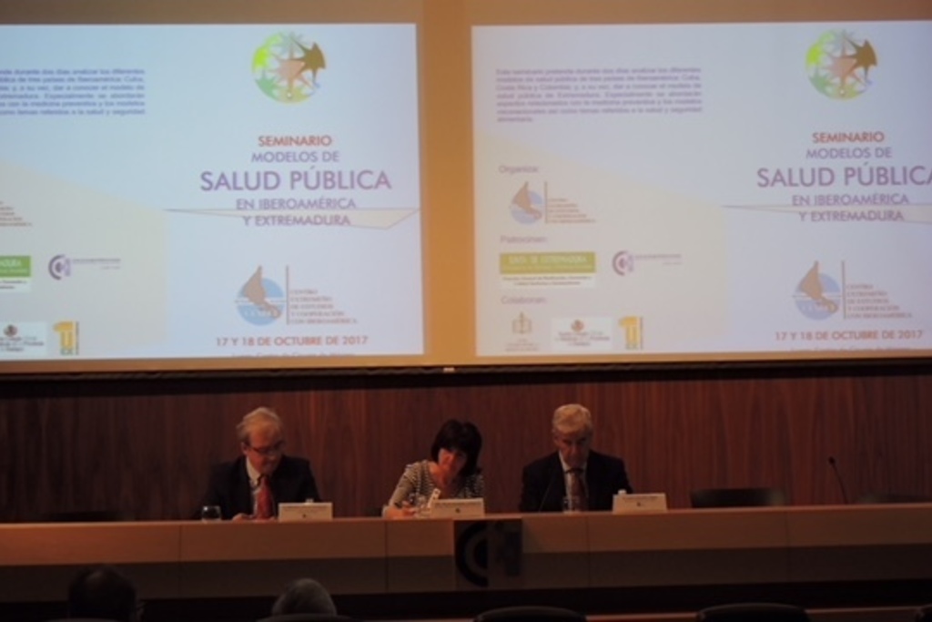 La directora general de Salud Pública asegura que Extremadura cuenta con un sistema sanitario robusto