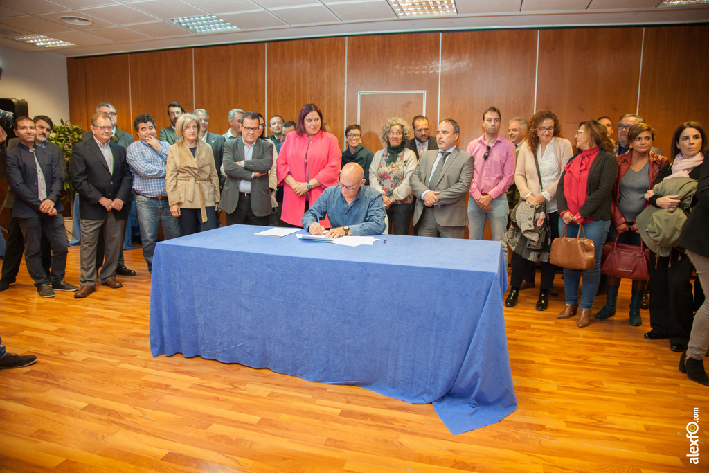 Angel García, ADISGATA firma la adhesión al Pacto por el ferrocarril