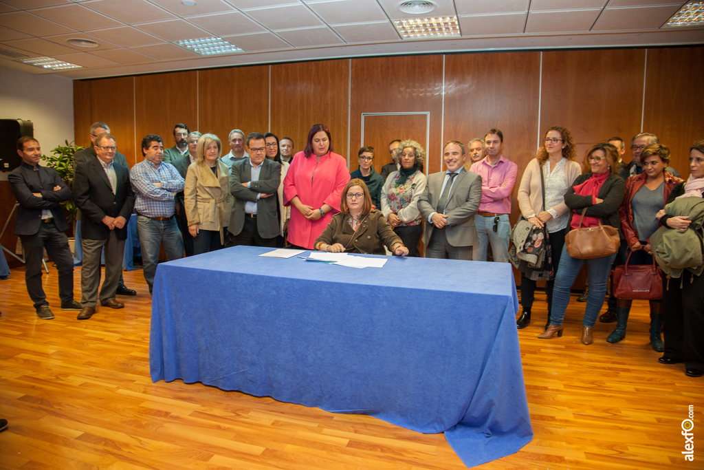ADICOMT firma la adhesion al pacto por el ferrocarril - #TrenDignoYa