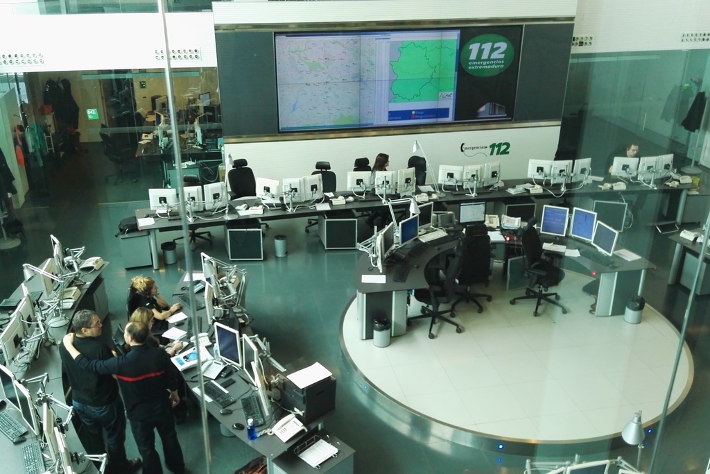 El Centro de Atención de Urgencias y Emergencias 112 Extremadura ha atendido en los tres últimos días 936 incidentes