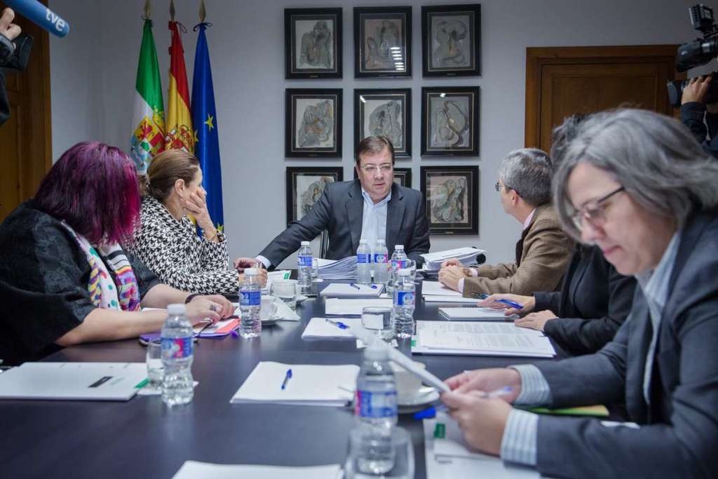 La Junta de Extremadura da un paso más para hacer realidad la Plataforma Logística del Suroeste Europeo