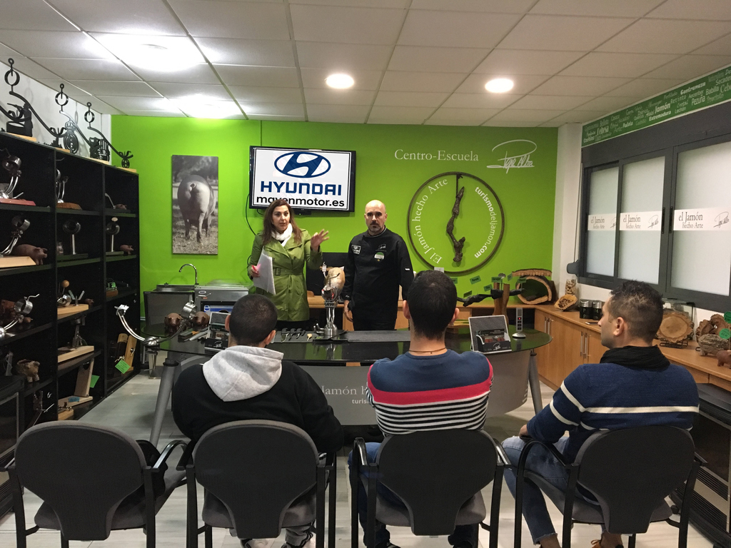 28 y 30 de noviembre 2017 - Curso Empresa de formación Alcazaba -Alumnos de la Cervecería  Pepe Jerez Badajoz -Centro Escuela Pepe Alba