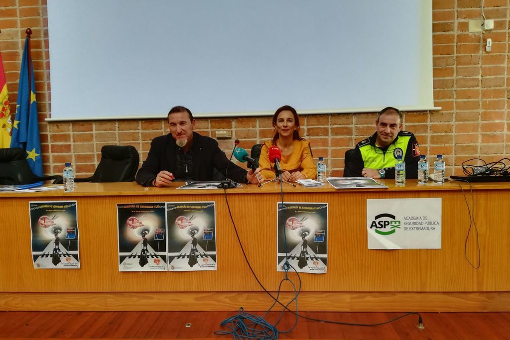 La Junta de Extremadura desarrolla una campaña para concienciar a los mayores de sus limitaciones en el entorno vial
