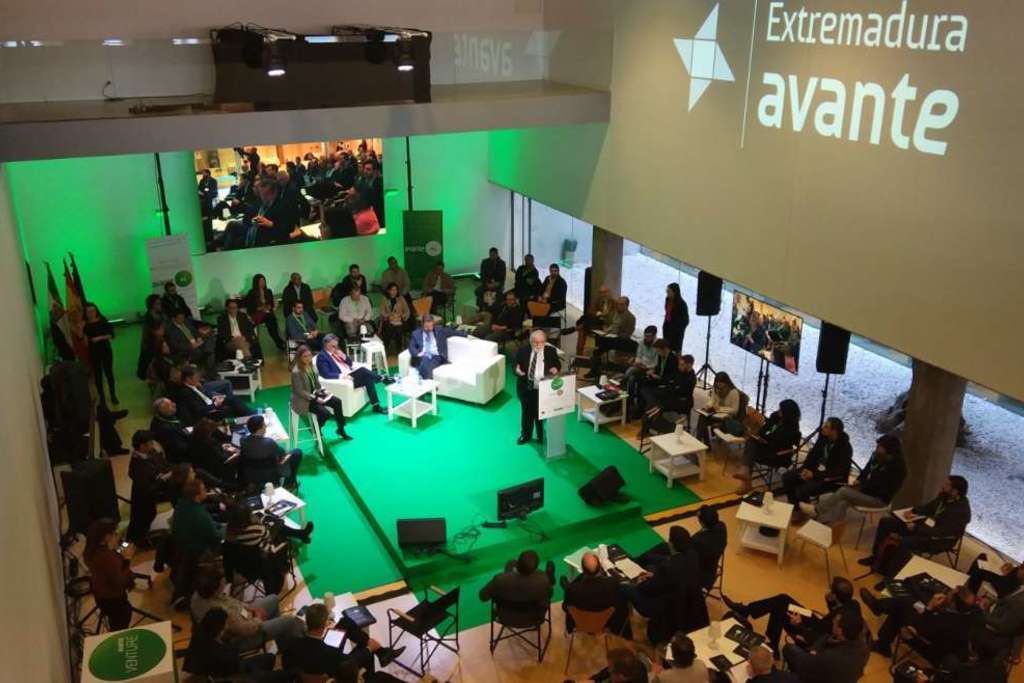 Extremadura Avante refuerza la competitividad empresarial con reuniones sectoriales