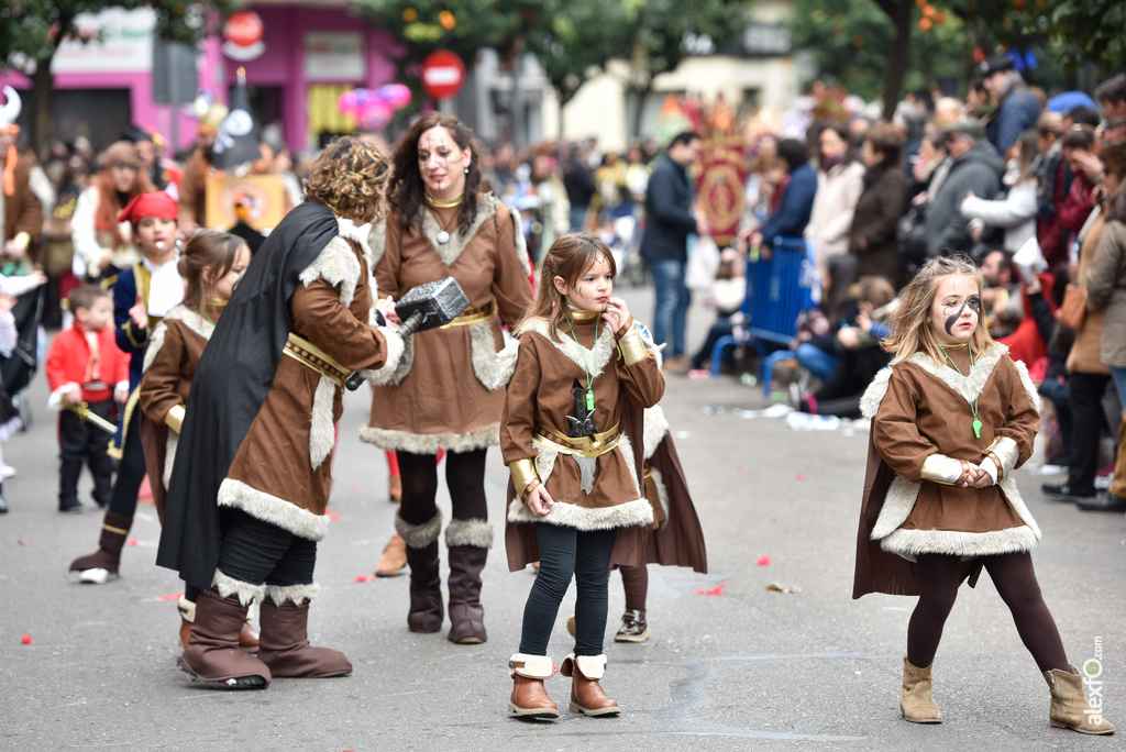 Comparsa Los Naranjitos - Desfile de Comparsas Carnaval de Badajoz 2018