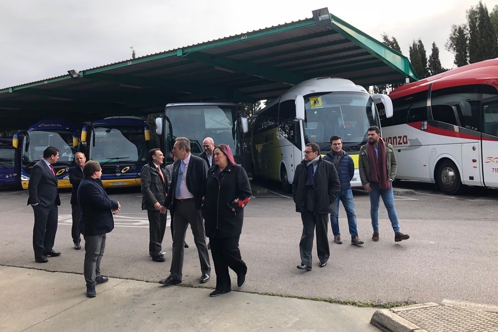 Begoña García asegura que los planes de mejora en la estación de autobuses de Cáceres acercarán este enclave de transporte a la ciudadanía