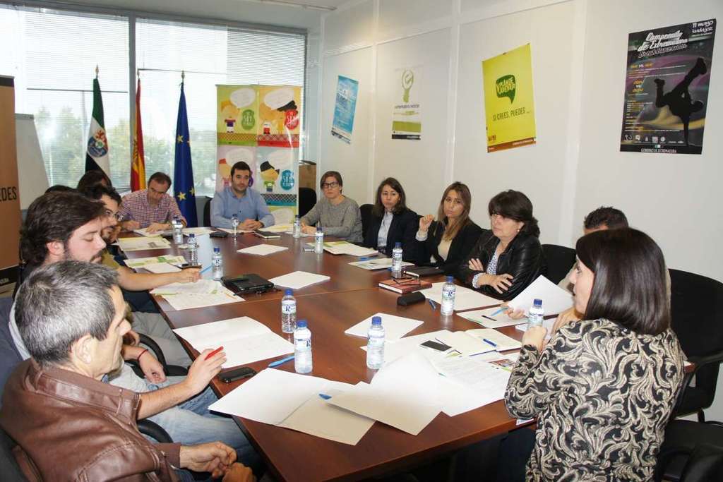 Comienzan las reuniones del grupo de trabajo que pondrá en marcha el Plan de Retorno del Capital Joven en Extremadura