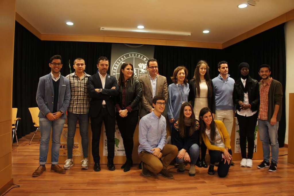 La Junta de Extremadura financia 120 becas para estudiantes de la UEX y de América Latina a través del programa de movilidad internacional