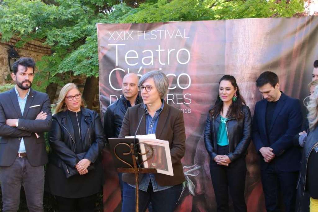 Iglesias afirma que el teatro y el patrimonio son signos de identidad de Extremadura