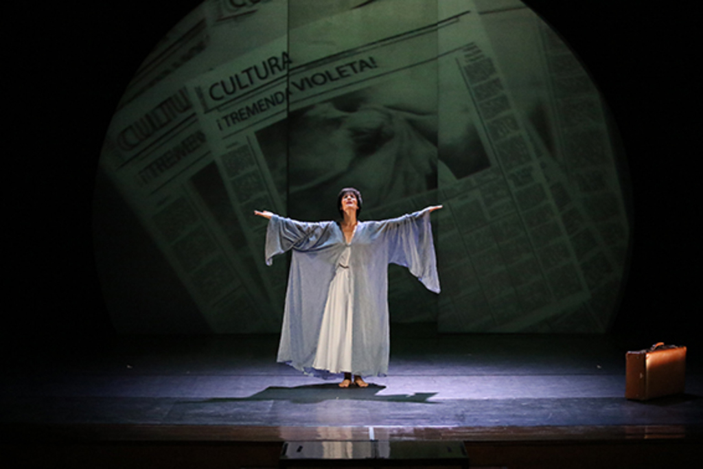 La Sala Trajano programa mañana sábado ‘Violeta’, un espectáculo de danza y teatro que homenajea a la mujer