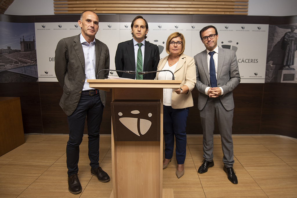 La Junta de Extremadura aboga por el trabajo conjunto para luchar contra el reto demográfico