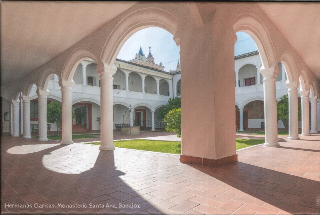 13  Convento de Santa Ana. Claustro