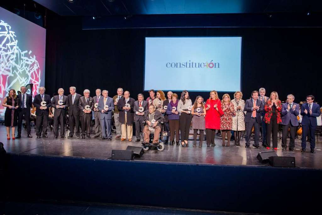 Vara participa en el acto institucional con motivo del XL Aniversario de la Constitución Española de 1978