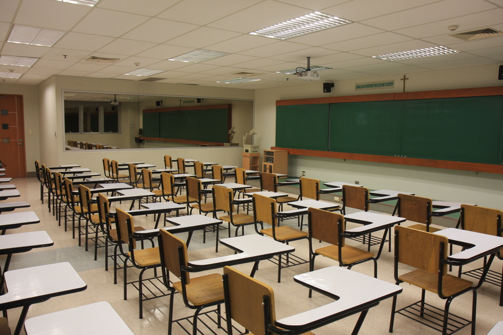 Educación selecciona centros educativos que participen en el programa ‘Quédate’ de detección del abandono escolar
