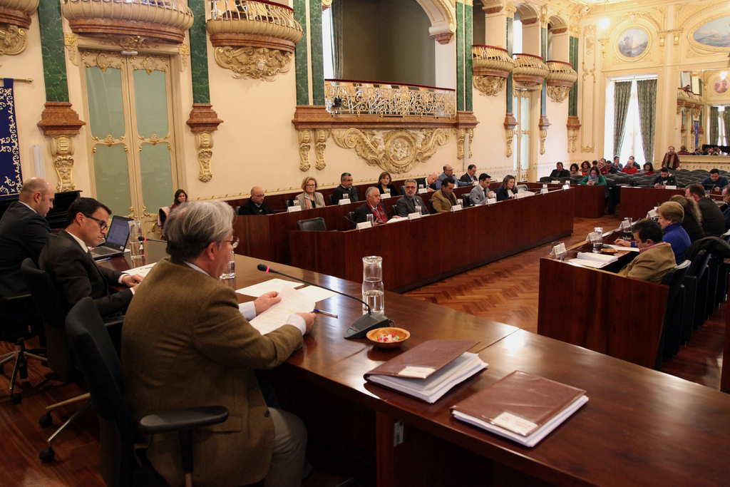 La Diputación de Badajoz aumenta sus aportaciones en los planes de Infraestructuras Sociosanitarias y Eléctricas Municipales