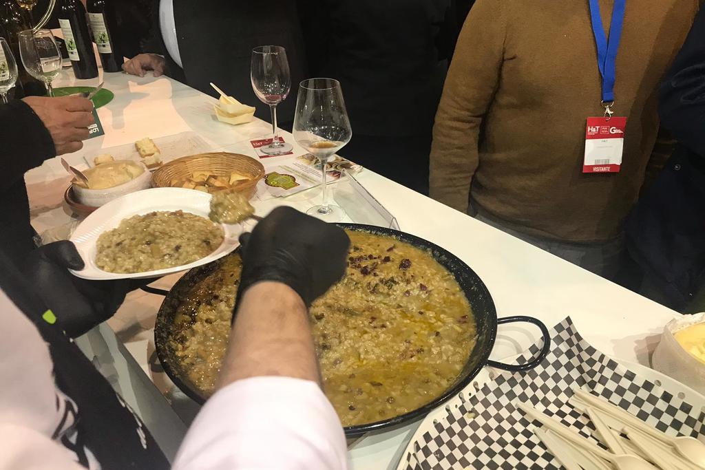 La Diputación de Badajoz presenta la oferta gastronómica de la provincia en el Salón de Innovación en Hostelería H&T de Málaga