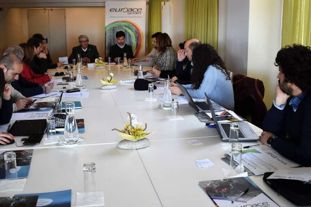 Euroace Sport promoverá formación para empresas de ocio en el medio natural en Extremadura, Alentejo y Centro de Portugal