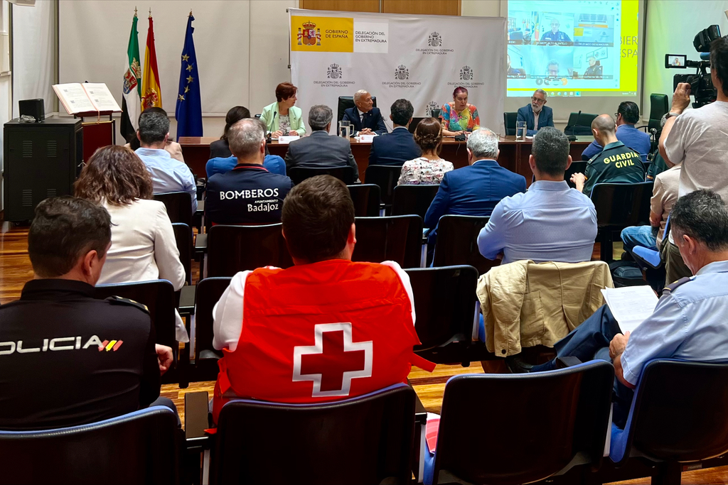 Begoña García defiende la cooperación entre las administraciones para lograr una coordinación más eficiente frente a los incendios forestales