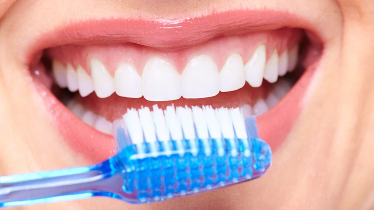 El SES recomienda extremar los hábitos de higiene de la boca, potencial foco de infección del COVID-19