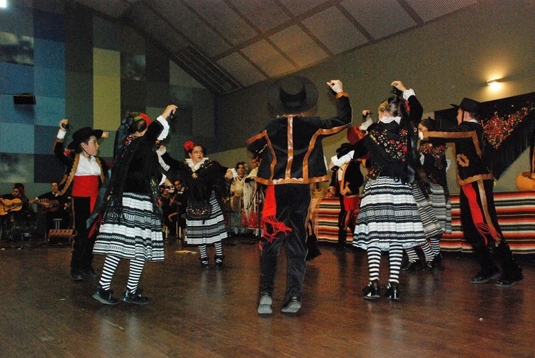 Normal xiv festival folklorico nacional infantil badajoz