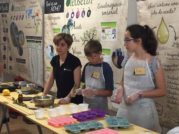 Normal taller infantil iniciacion al mundo del consumo saludable de aceite de oliva virgen extra 69